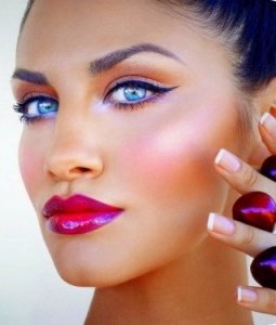summer_makeup_2012-600x375